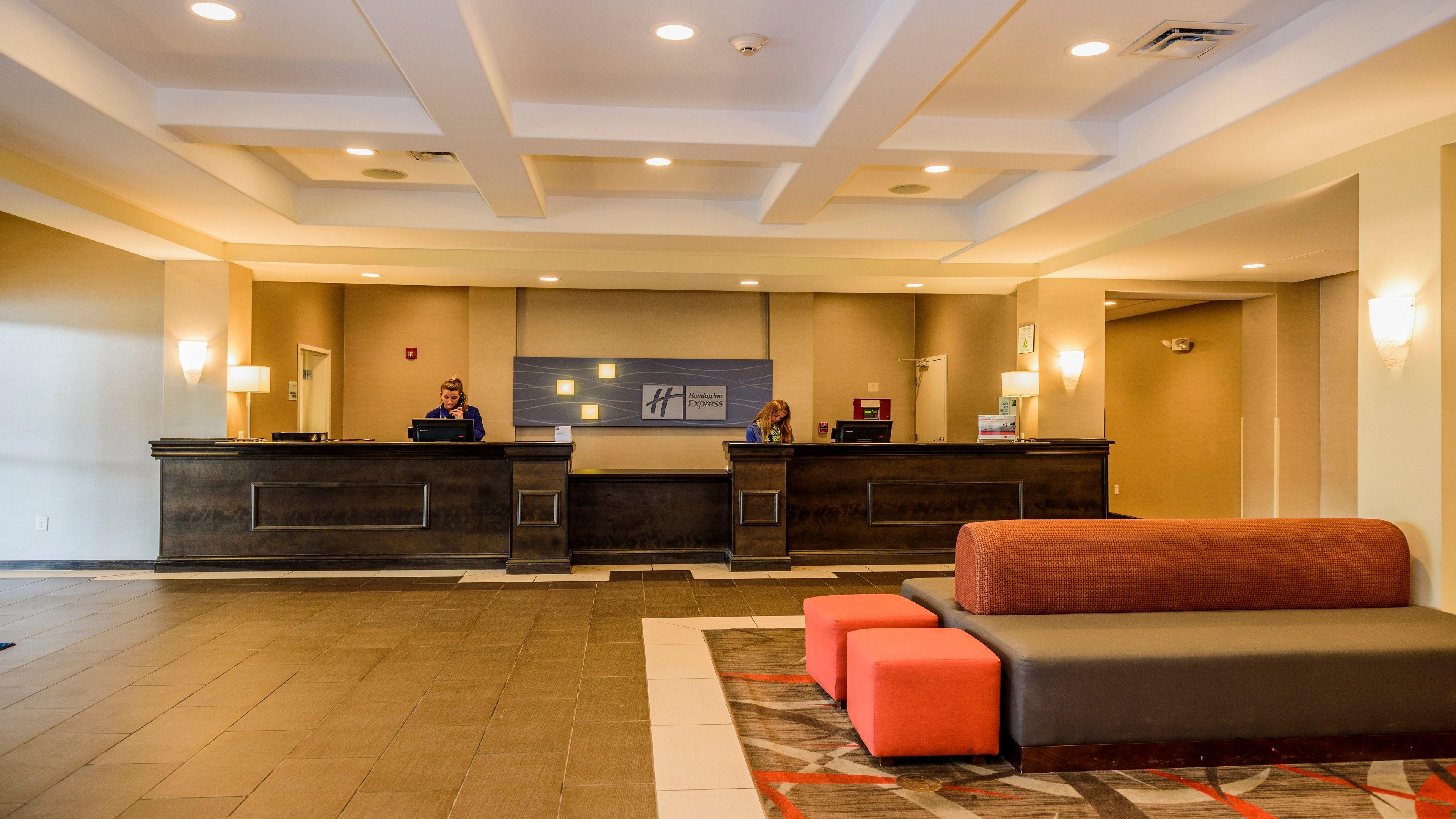 Holiday Inn Express And Suites - Bradford By Ihg Buitenkant foto