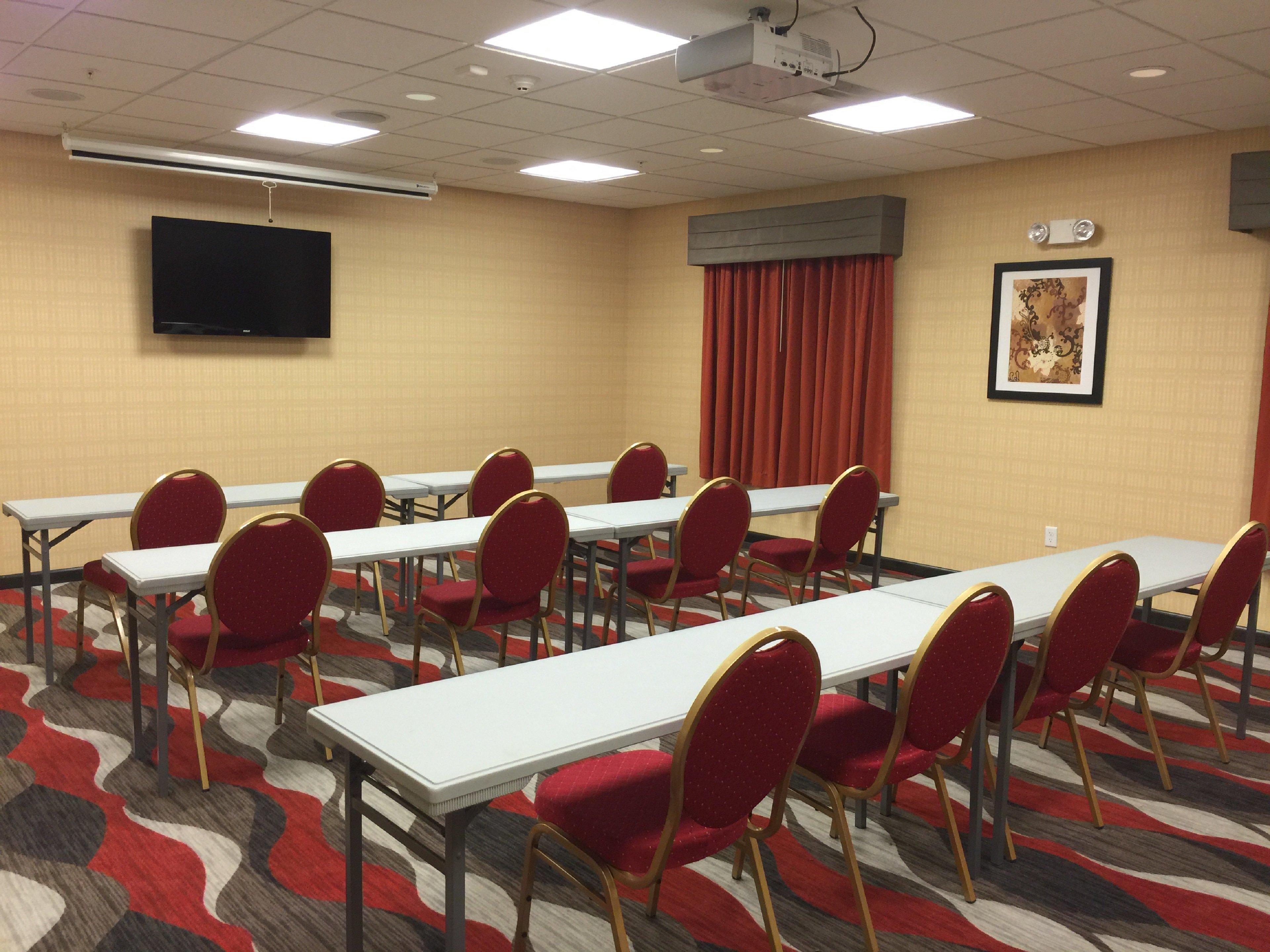 Holiday Inn Express And Suites - Bradford By Ihg Buitenkant foto